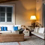 La Casa De Tomillares