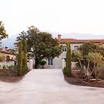 Hotel La Casa De Tomillares