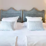 Hotel La Casa De Tomillares