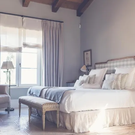 Hotel La Casa De Tomillares 5*