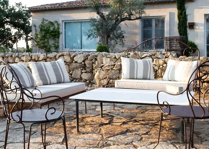 La Casa De Tomillares 칸델레다